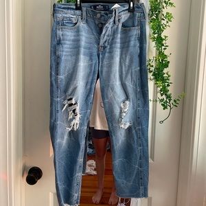 Low rise hollister boyfriend jeans